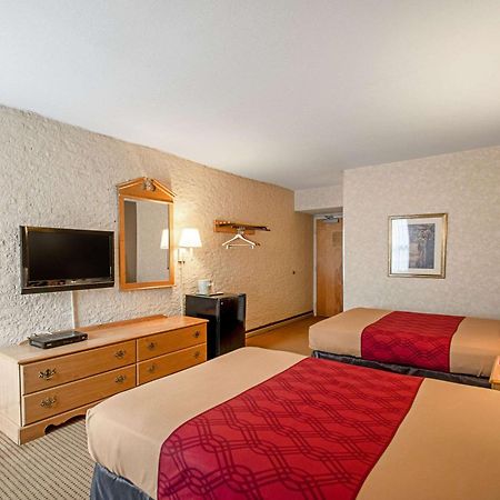 Econo Lodge Metro Arlington Luaran gambar