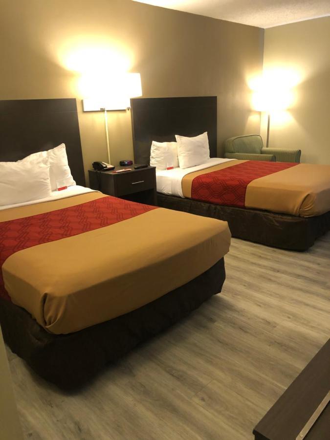 Econo Lodge Metro Arlington Luaran gambar