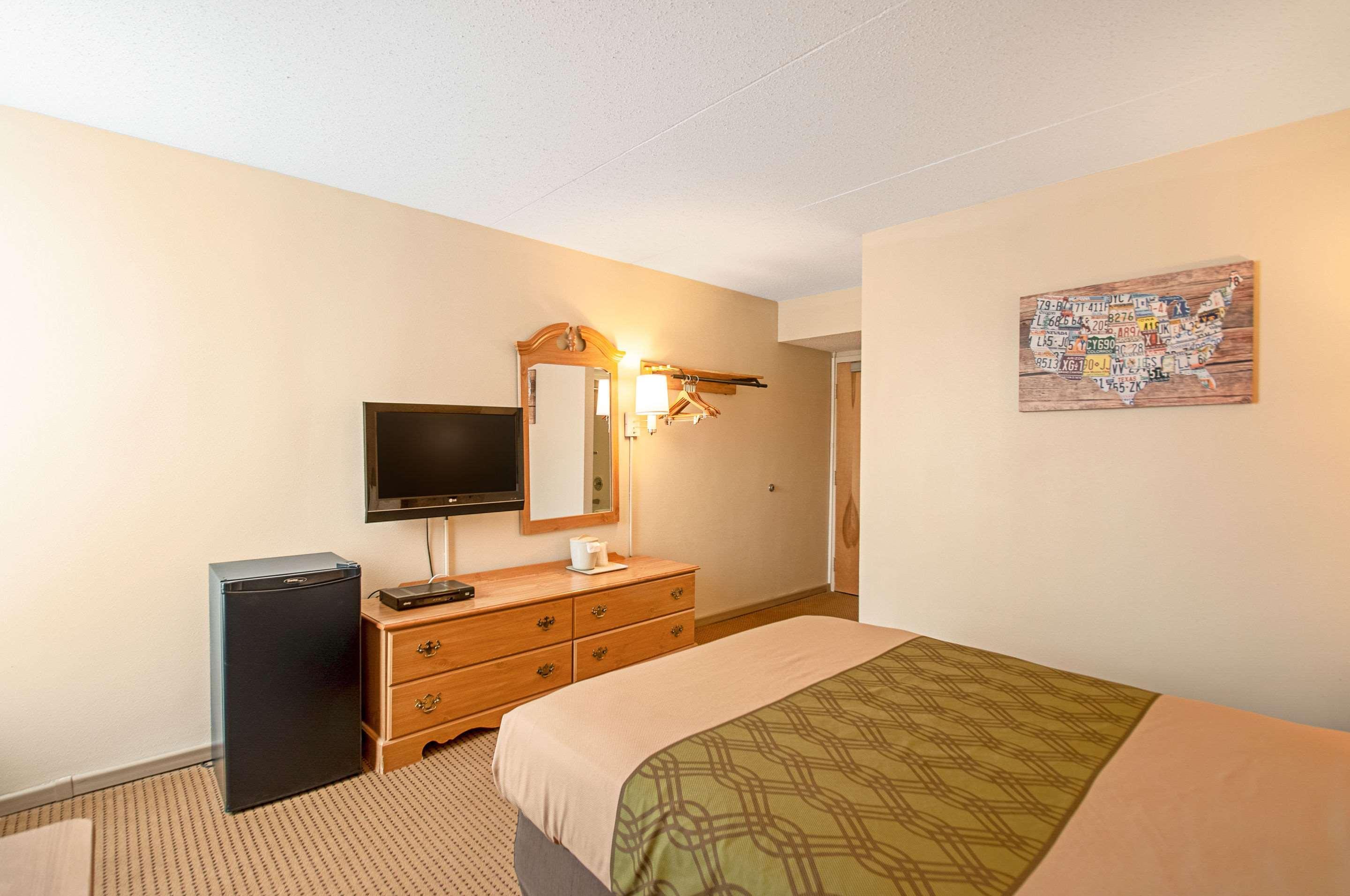 Econo Lodge Metro Arlington Luaran gambar