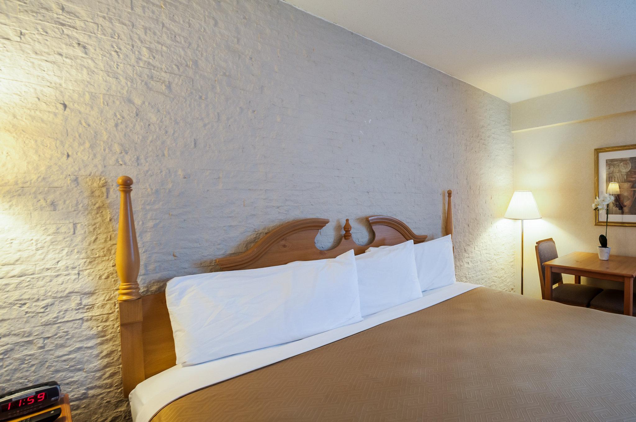 Econo Lodge Metro Arlington Luaran gambar