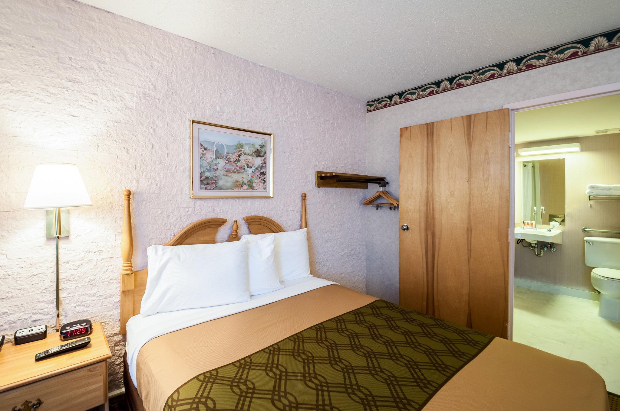 Econo Lodge Metro Arlington Luaran gambar