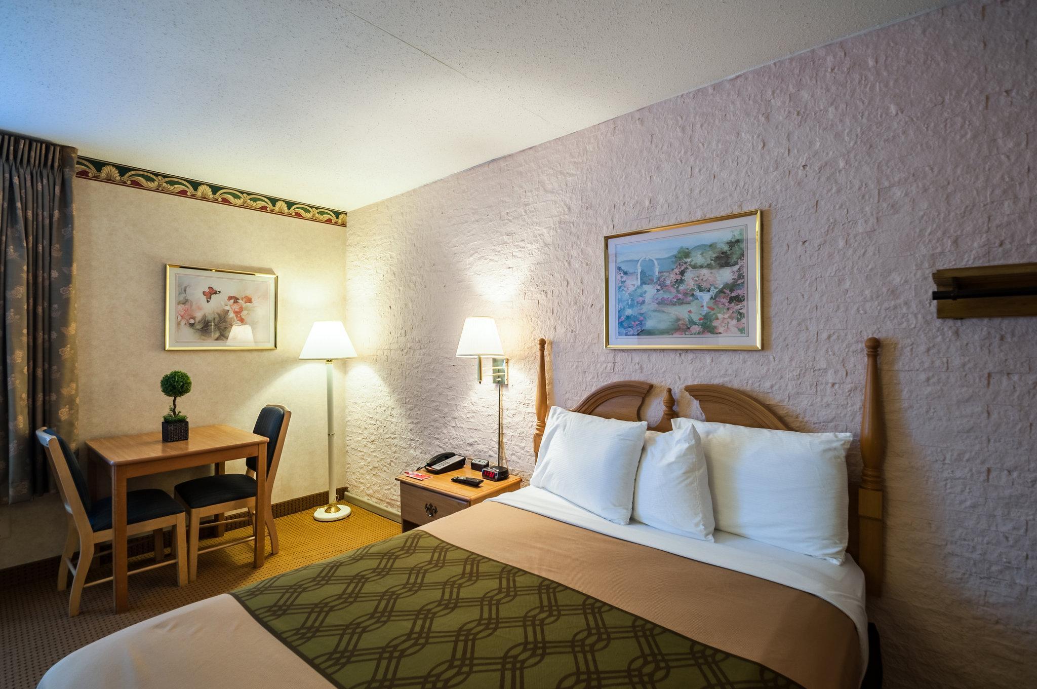 Econo Lodge Metro Arlington Luaran gambar